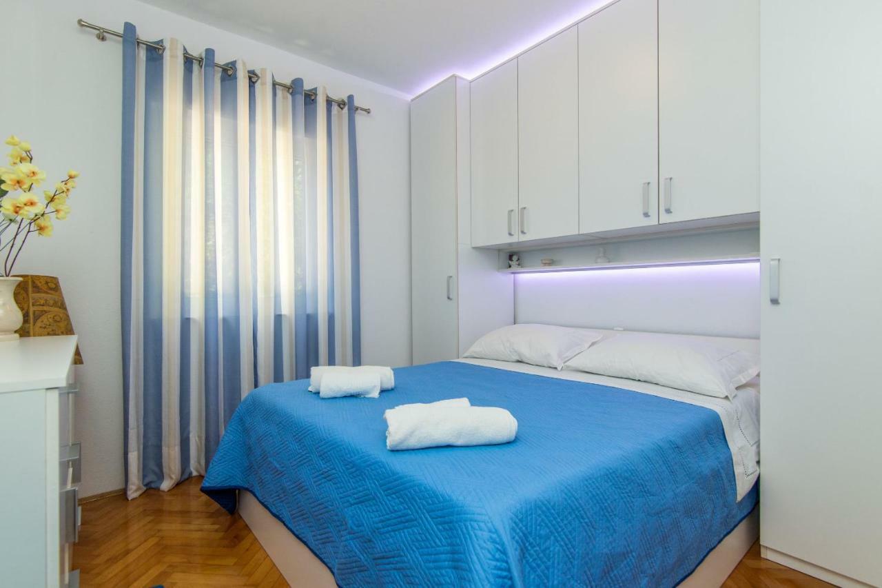 Apartments Jakov Mirce Exterior foto