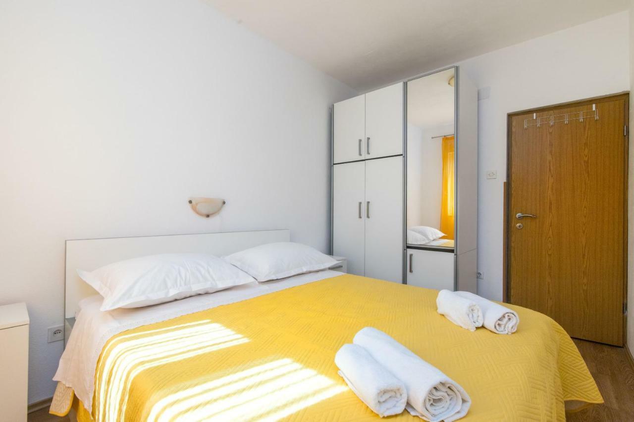 Apartments Jakov Mirce Exterior foto